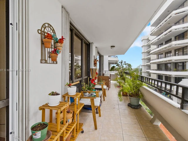 13953 Kendale Lakes Cir # 507B, Miami FL 33183