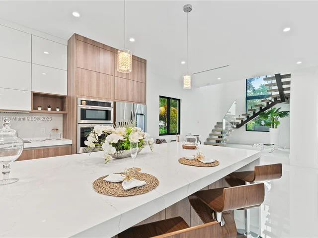 1401 SW 5th Ct, Fort Lauderdale FL 33312