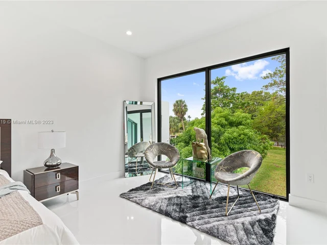 1401 SW 5th Ct, Fort Lauderdale FL 33312