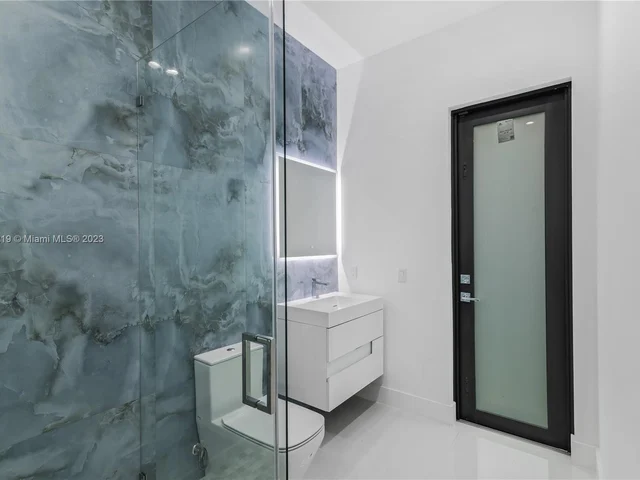 1401 SW 5th Ct, Fort Lauderdale FL 33312