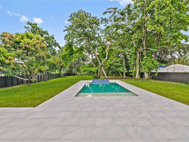 1401 SW 5th Ct, Fort Lauderdale FL 33312