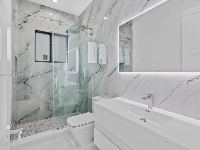 1401 SW 5th Ct, Fort Lauderdale FL 33312