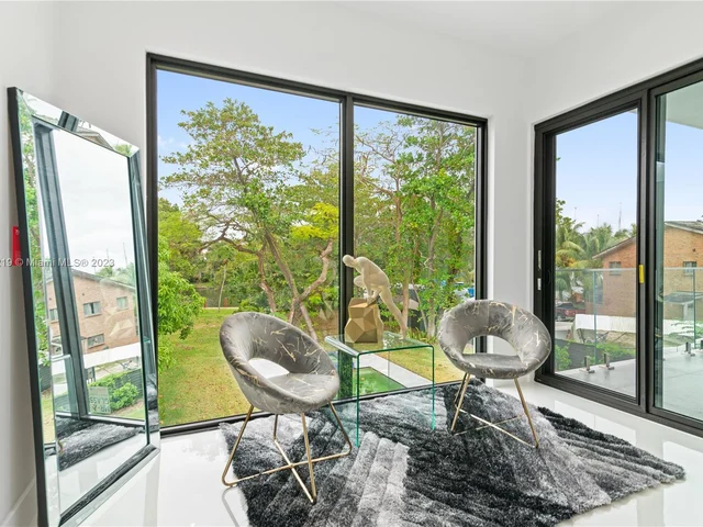 1401 SW 5th Ct, Fort Lauderdale FL 33312