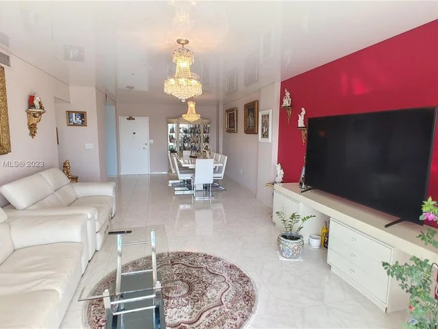 1985 S Ocean Dr, Hallandale Beach FL 33009