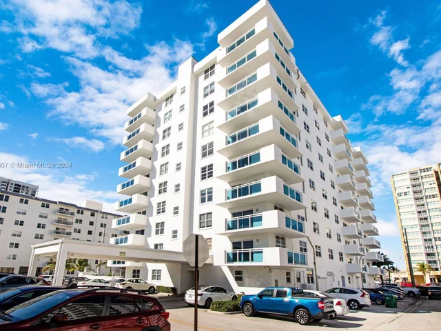 1701 S Ocean Dr # 903, Hollywood FL 33019