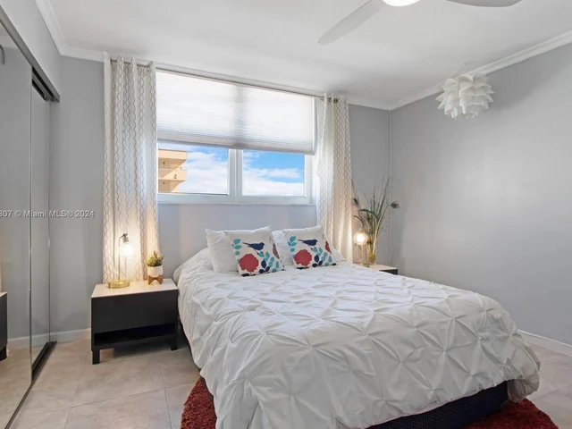 1701 S Ocean Dr # 903, Hollywood FL 33019