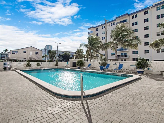 1701 S Ocean Dr # 903, Hollywood FL 33019
