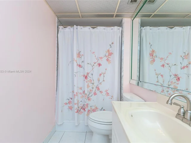 1600 S Ocean Dr # 10J, Hollywood FL 33019