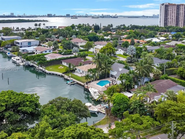 1805 NE 117th Rd, North Miami FL 33181