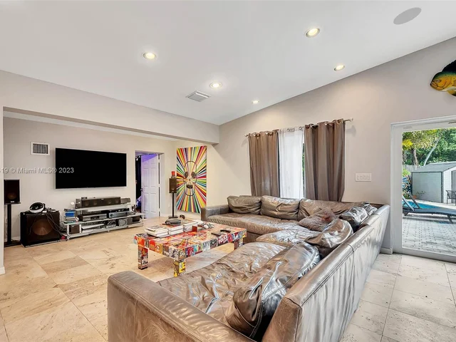 1805 NE 117th Rd, North Miami FL 33181