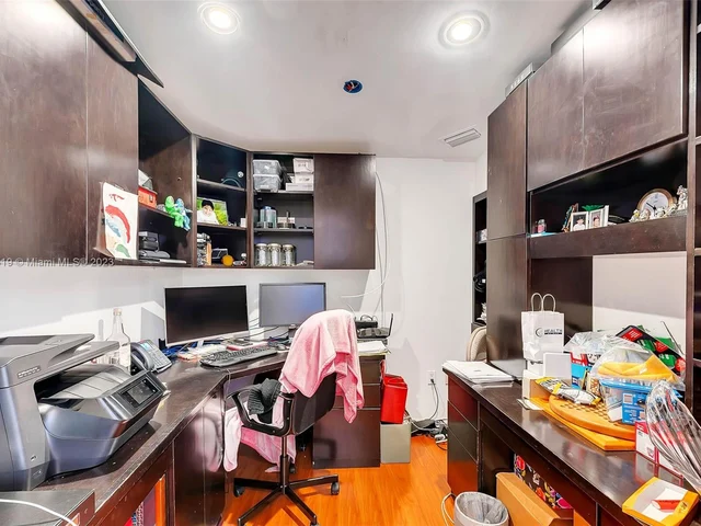 1805 NE 117th Rd, North Miami FL 33181