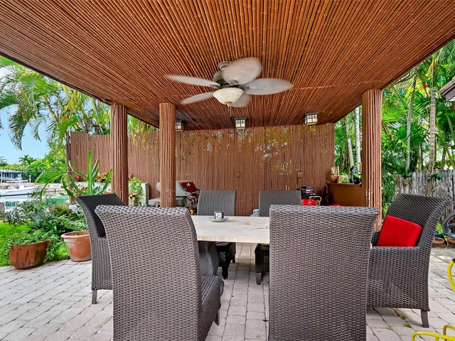 1805 NE 117th Rd, North Miami FL 33181