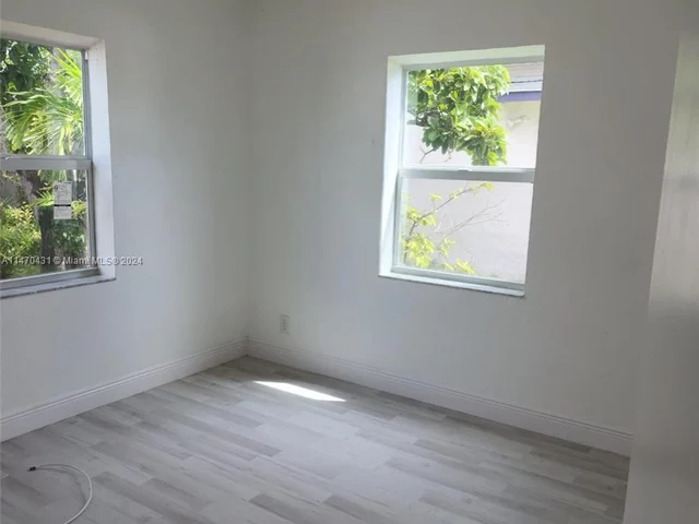 2615 Wilson St, Hollywood FL 33020