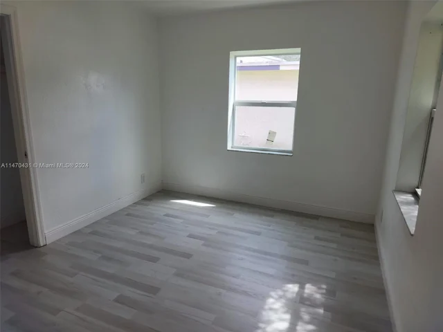 2615 Wilson St, Hollywood FL 33020