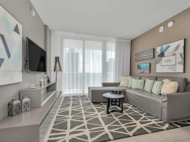 4010 S Ocean Dr # R3007, Hollywood FL 33019