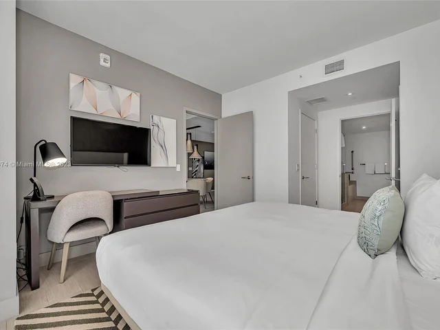 4010 S Ocean Dr # R3007, Hollywood FL 33019