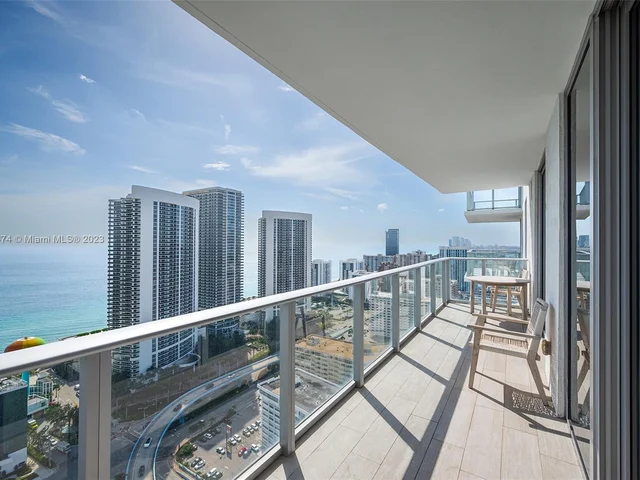 4010 S Ocean Dr # R3007, Hollywood FL 33019