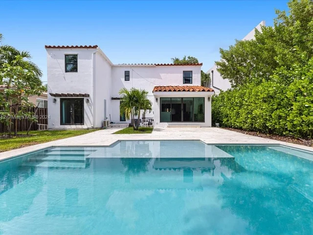 756 NE 72 TER, Miami FL 33138