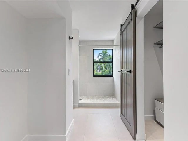 756 NE 72 TER, Miami FL 33138