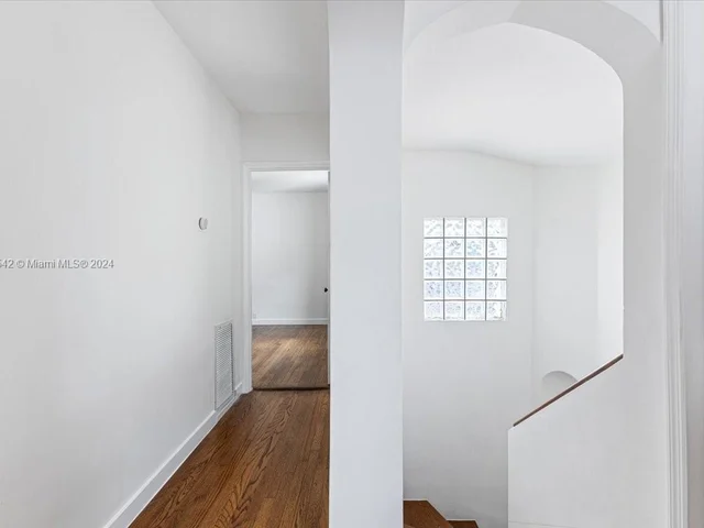 756 NE 72 TER, Miami FL 33138