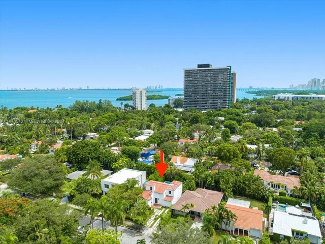 756 NE 72 TER, Miami FL 33138