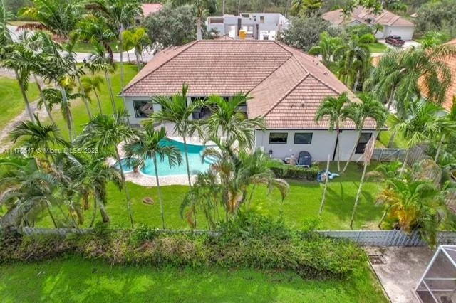 3185 Fairways Dr, Homestead FL 33035