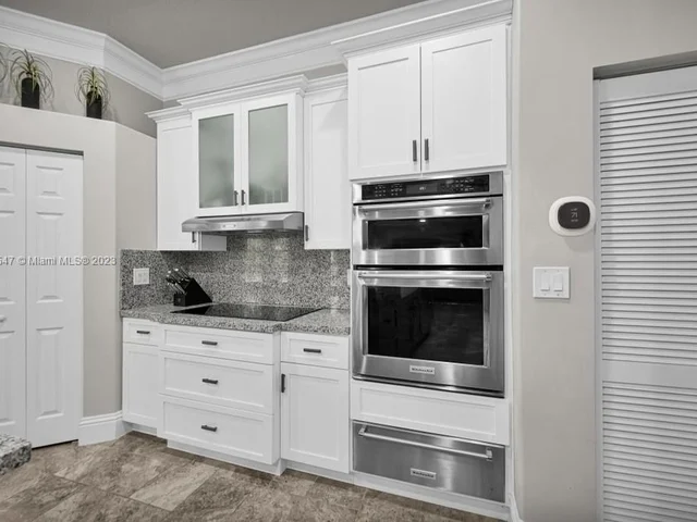 3185 Fairways Dr, Homestead FL 33035