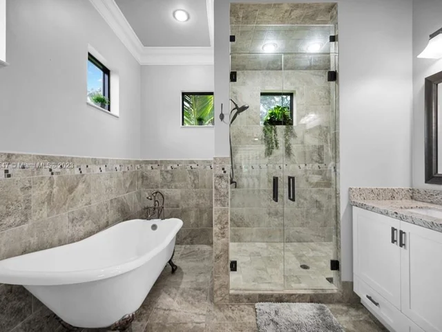 3185 Fairways Dr, Homestead FL 33035