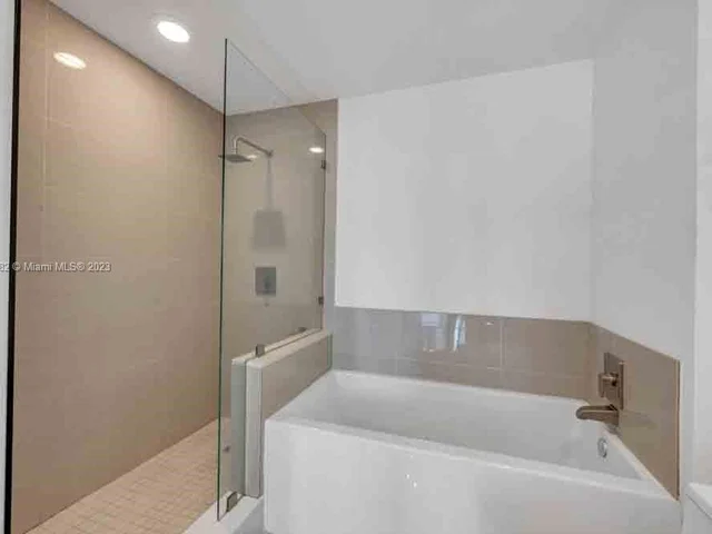 201 SW 17th Rd # 302, Miami FL 33129