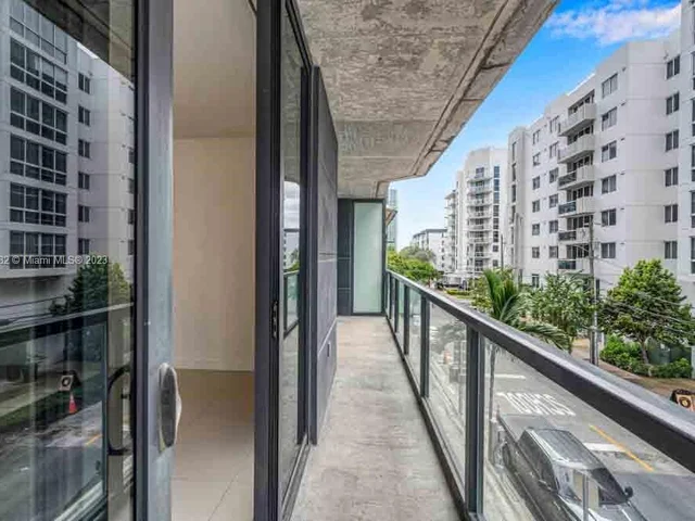 201 SW 17th Rd # 302, Miami FL 33129