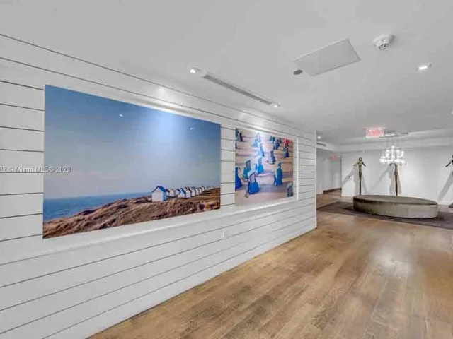 201 SW 17th Rd # 302, Miami FL 33129