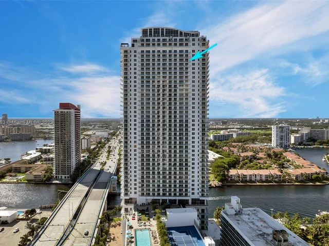 4010 S Ocean Dr # T3903, Hollywood FL 33019