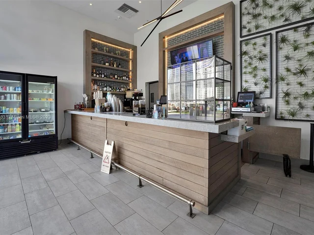 4010 S Ocean Dr # T3903, Hollywood FL 33019