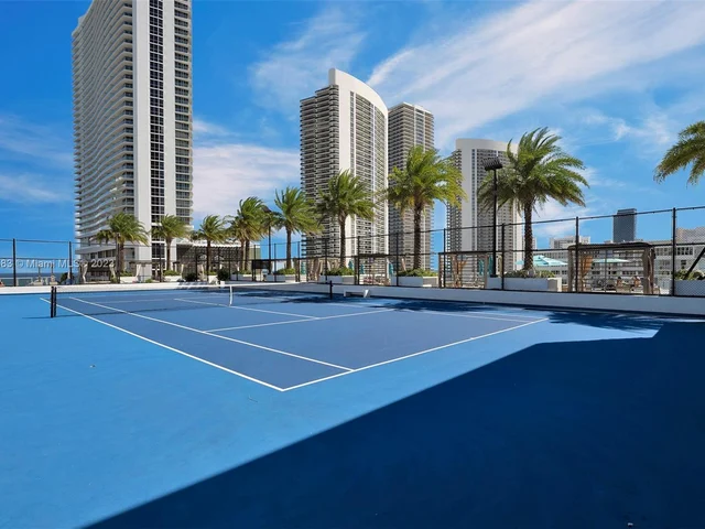 4010 S Ocean Dr # T3903, Hollywood FL 33019