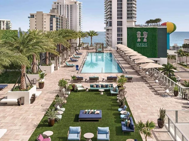 4010 S Ocean Dr # T3903, Hollywood FL 33019