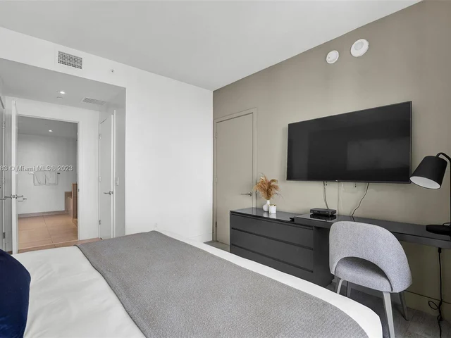 4010 S Ocean Dr # T3903, Hollywood FL 33019