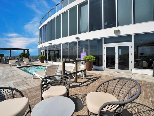 4010 S Ocean Dr # T3903, Hollywood FL 33019