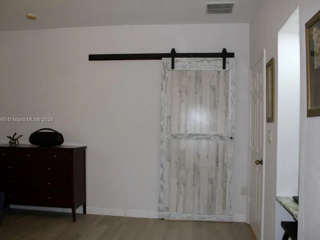 359 NE 32nd Ter, Homestead FL 33033