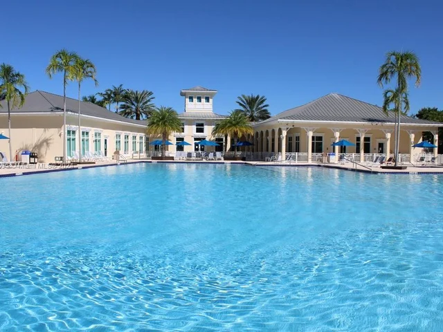 359 NE 32nd Ter, Homestead FL 33033