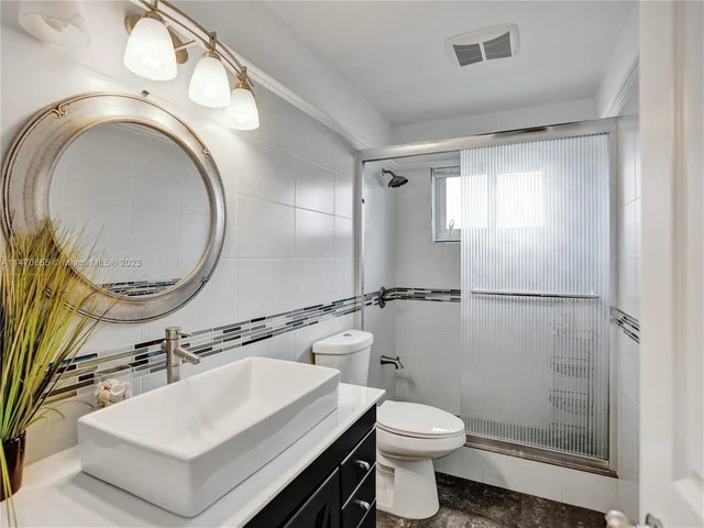 4821 NE 26th Ave, Fort Lauderdale FL 33308