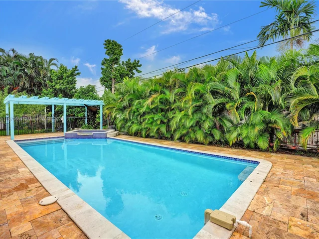 4821 NE 26th Ave, Fort Lauderdale FL 33308