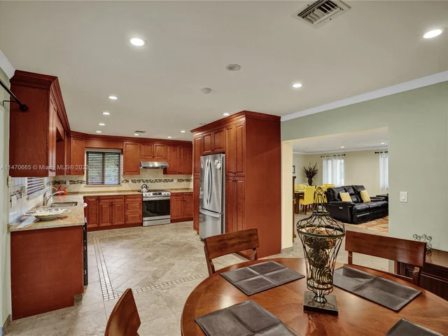 4821 NE 26th Ave, Fort Lauderdale FL 33308