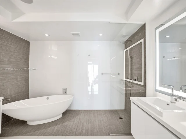 300 Sunny Isles Blvd # 1407, Sunny Isles Beach FL 33160