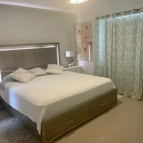 8710 SW 3rd St # 202, Pembroke Pines FL 33025