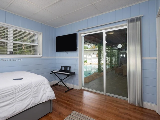 7255 SW 126th St, Pinecrest FL 33156