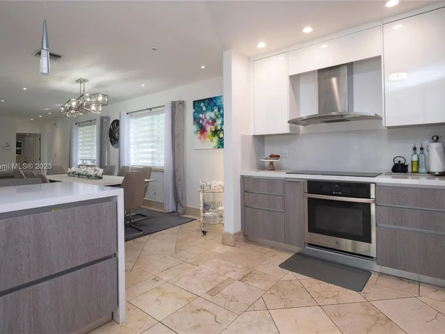 7255 SW 126th St, Pinecrest FL 33156