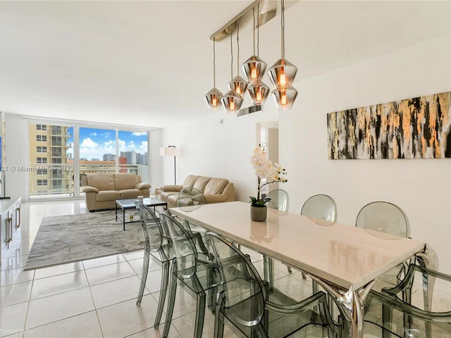 2030 S Ocean Dr # 810, Hallandale Beach FL 33009