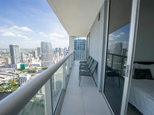 485 Brickell Ave # 4804, Miami FL 33131
