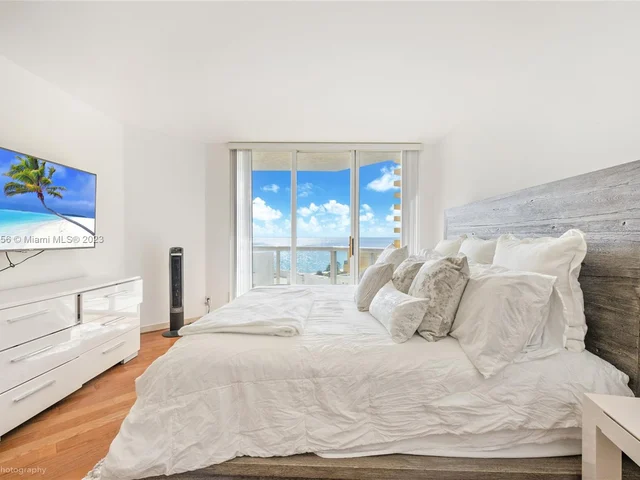 16425 Collins Ave # 512, Sunny Isles Beach FL 33160