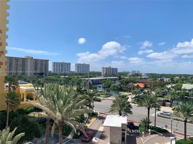 16425 Collins Ave # 512, Sunny Isles Beach FL 33160